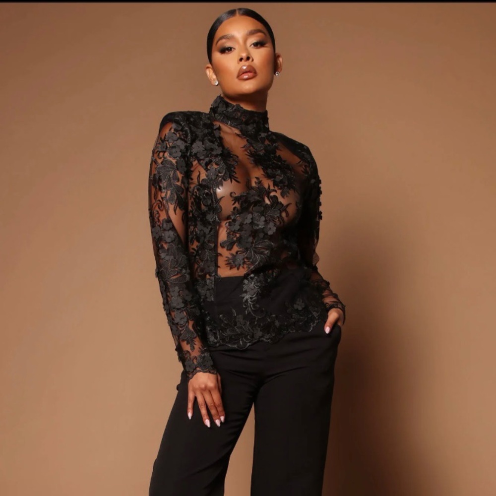 Estella Lace Long SleeveTop